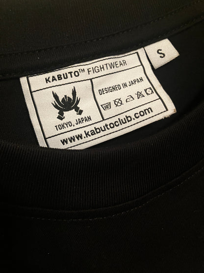 シグネチャーブラックTシャツ